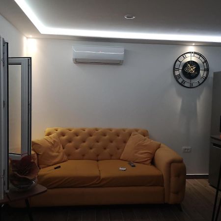 Apartments Ella Сплит Екстериор снимка